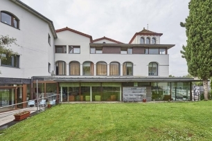 Façana de la Residencia Torreblanca (Suara Cooperativa)