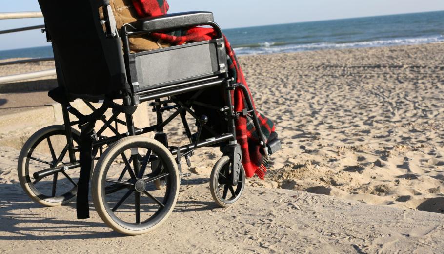 bany assistit resident Colònia Güell