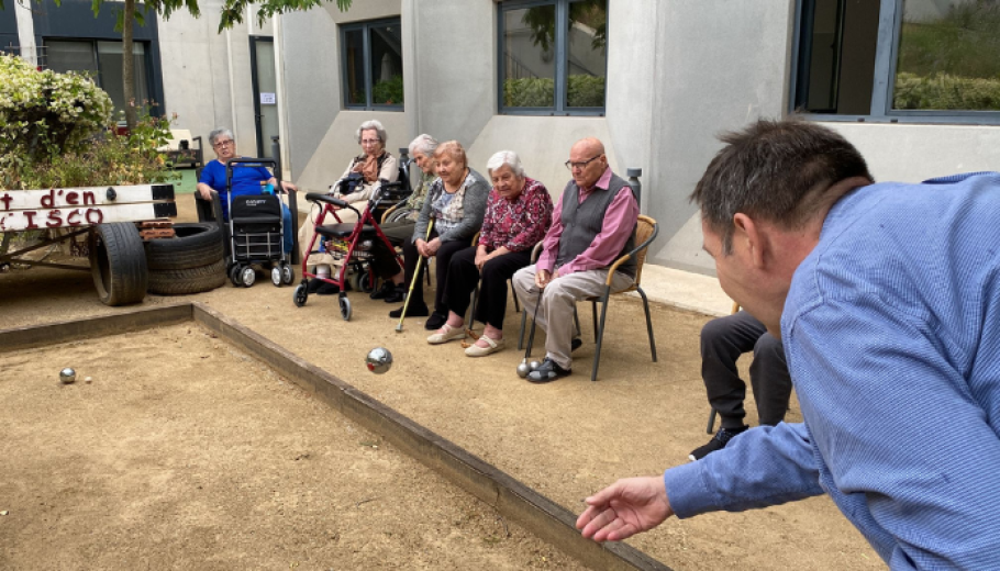 Torneo de petanca de la residencia Colònia Güell