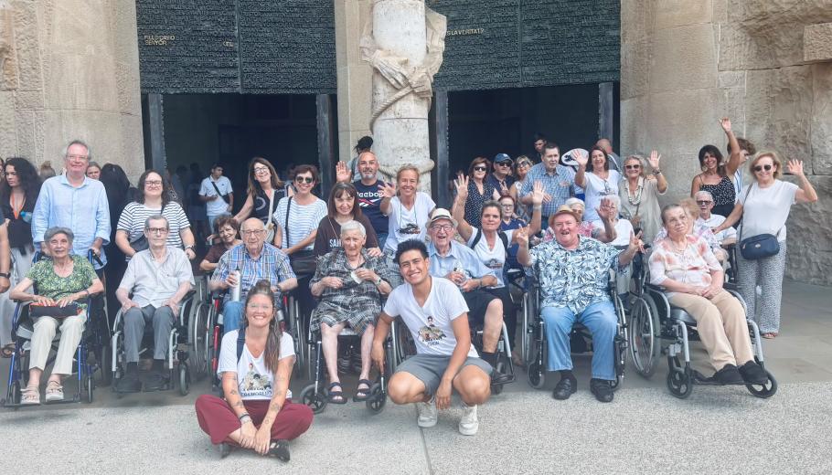 Visita Colònia Güell Sagrada Família