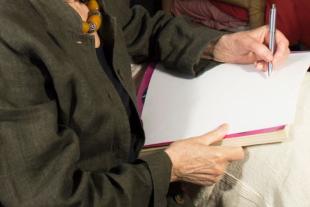 persona atesa en centre primer de maig