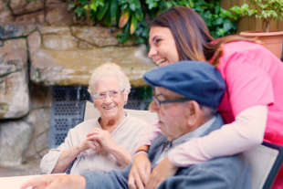 persones grans en residència