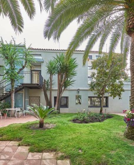 Jardin residencia Dovela Horta Barcelona