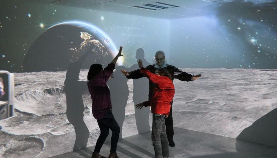 Proyecto Cognitio a través de una sala de realidad inmersiva