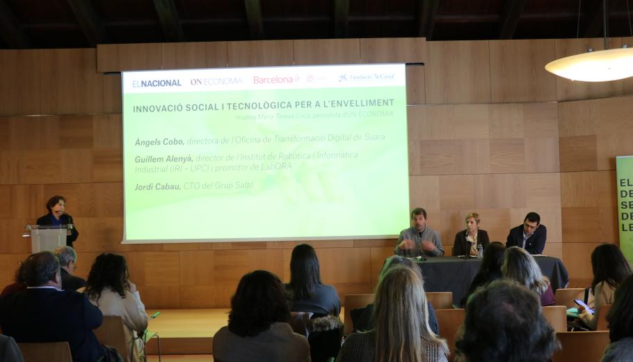 Taula rodona sobre innovació social i tecnològica en les cures